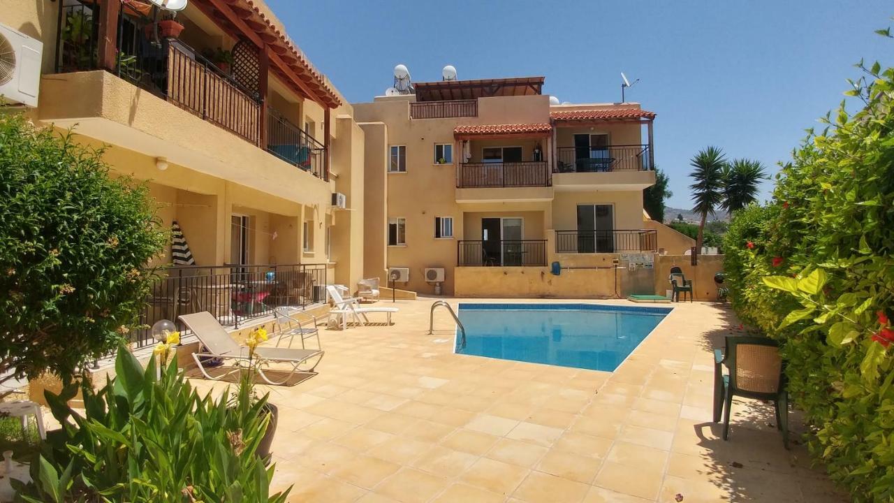 The Holiday Flat, Gateway To Desired Experiences Peyia Dış mekan fotoğraf