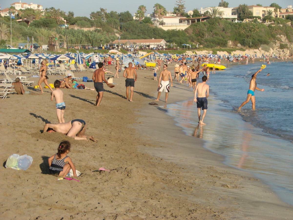 The Holiday Flat, Gateway To Desired Experiences Peyia Dış mekan fotoğraf